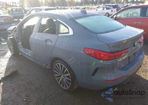 2022 BMW 228 Gran Coupe I xDrive z USA, uszkodzony, nr VIN WBA73AK07N7J94501